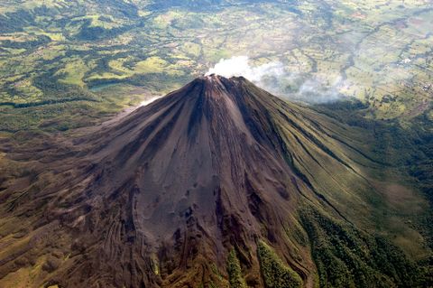 Arenal Volcano Travel Guide