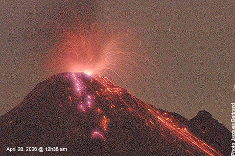 Arenal Volcano Eruption - April 20, 2006