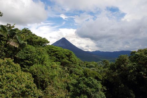 Arenal Volcano Travel Guide