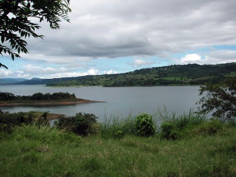 Lake Arenal Hotels