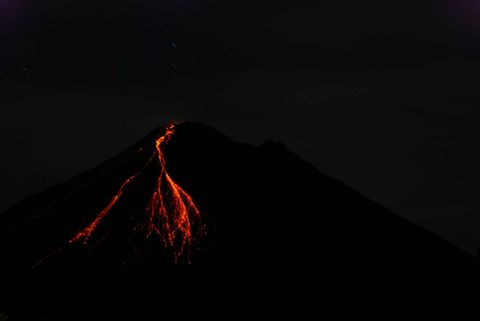 The May 24 2010 Avalanche And Recent Changes To Arenal Volcano