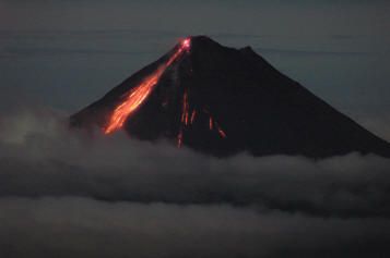 Arenal Volcano Eruption - September, 2005