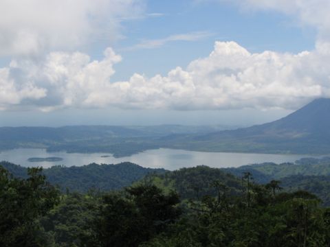 Lake Arenal Hotels