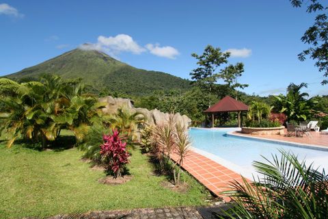 Hotel Lomas Del Volcán