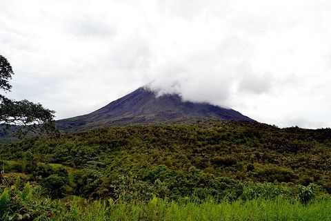 Arenal Volcano Travel Guide