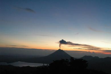 Arenal Eruption Photos May 22, 2005