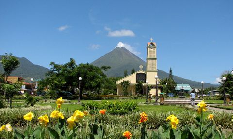 Arenal Volcano Travel Guide